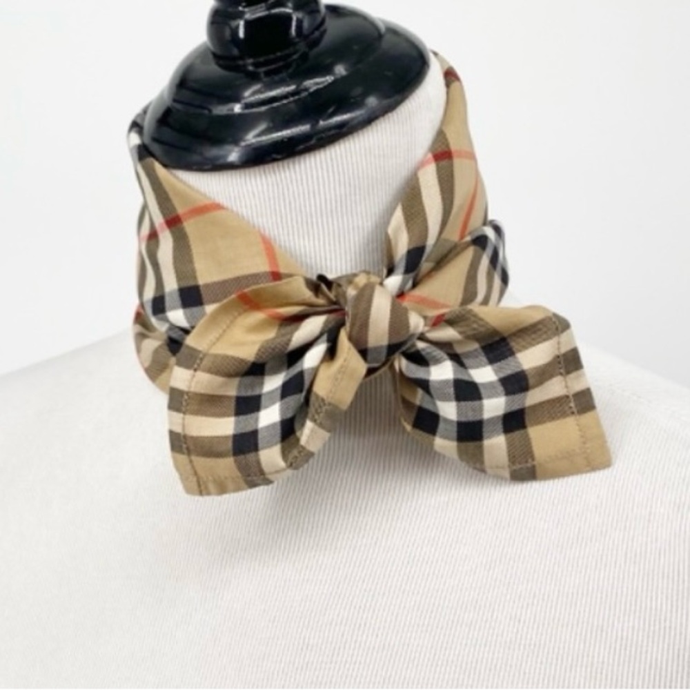 Burberrys Vintage NWT Nova Check Cotton Small Square Scarf Handkerchief